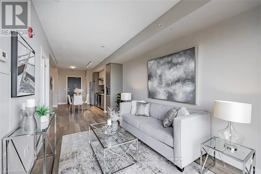 B416 - 5240 DUNDAS STREET
