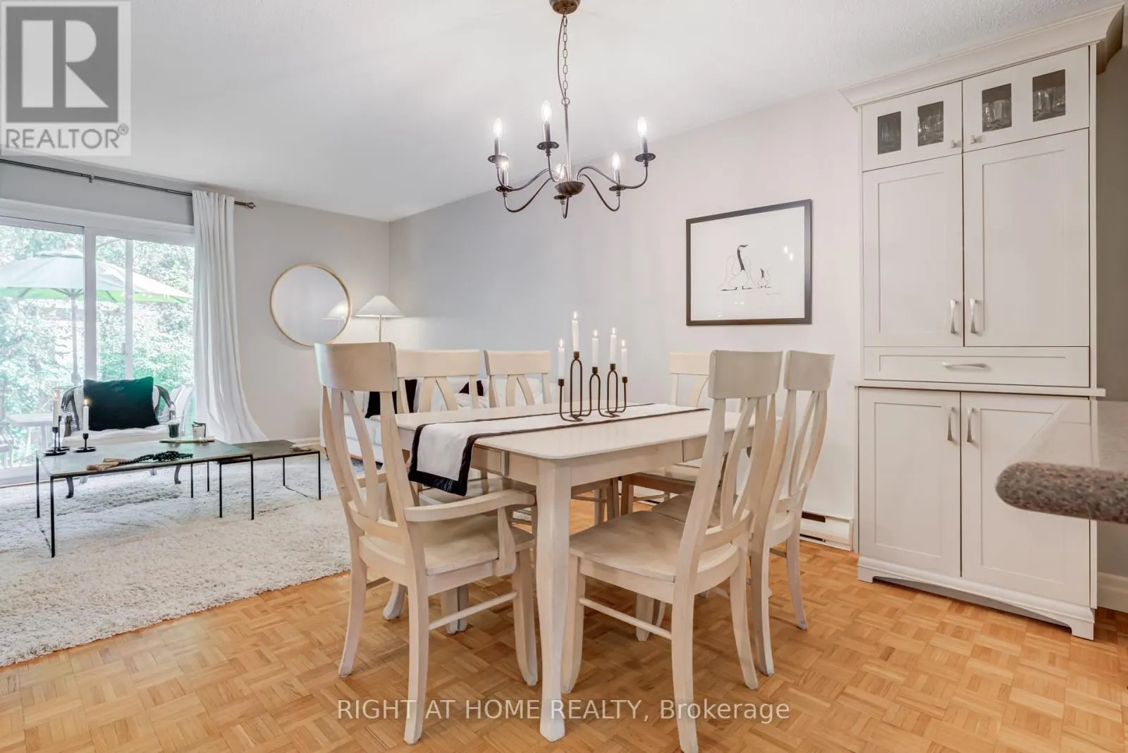 9 - 2067 MARINE DRIVE