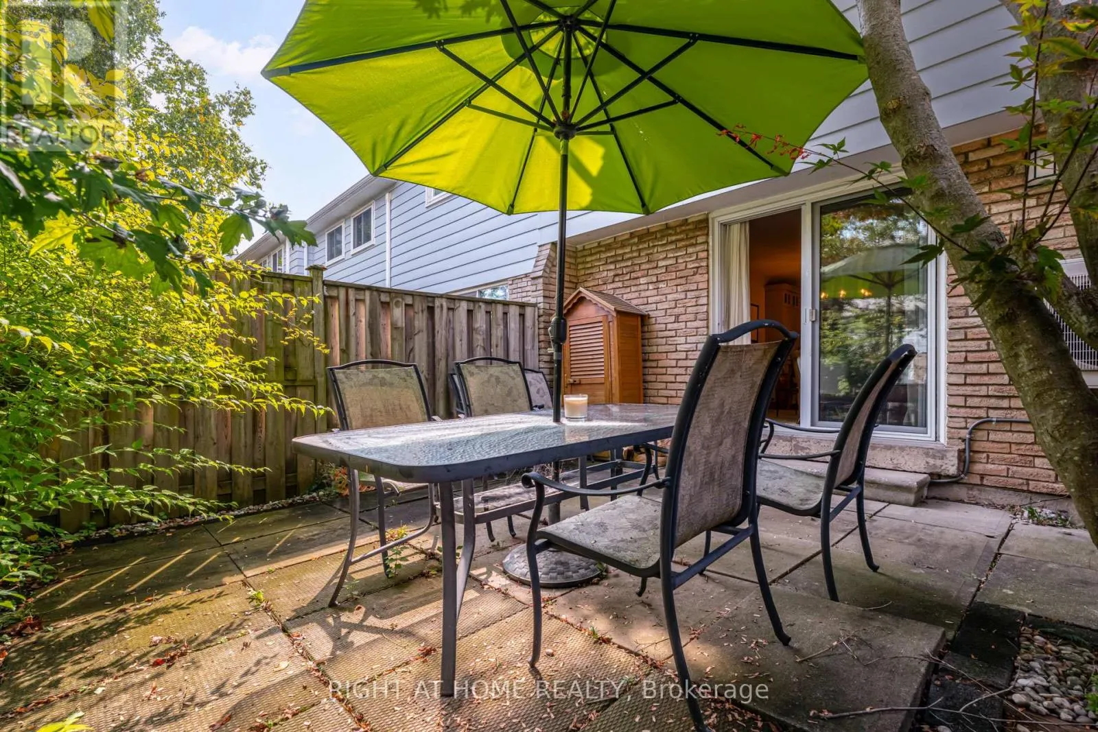 9 - 2067 MARINE DRIVE
