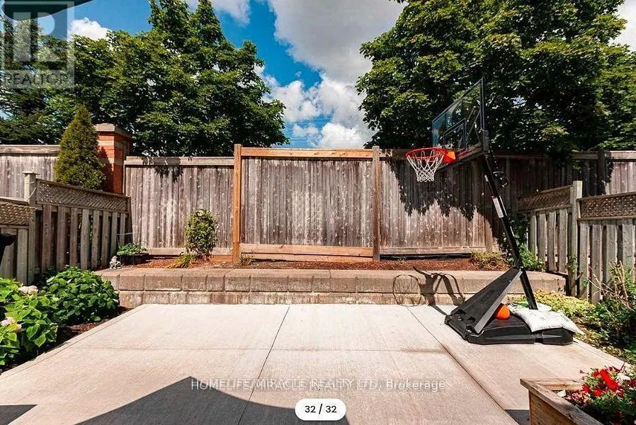 36 BRAMCEDAR CRESCENT