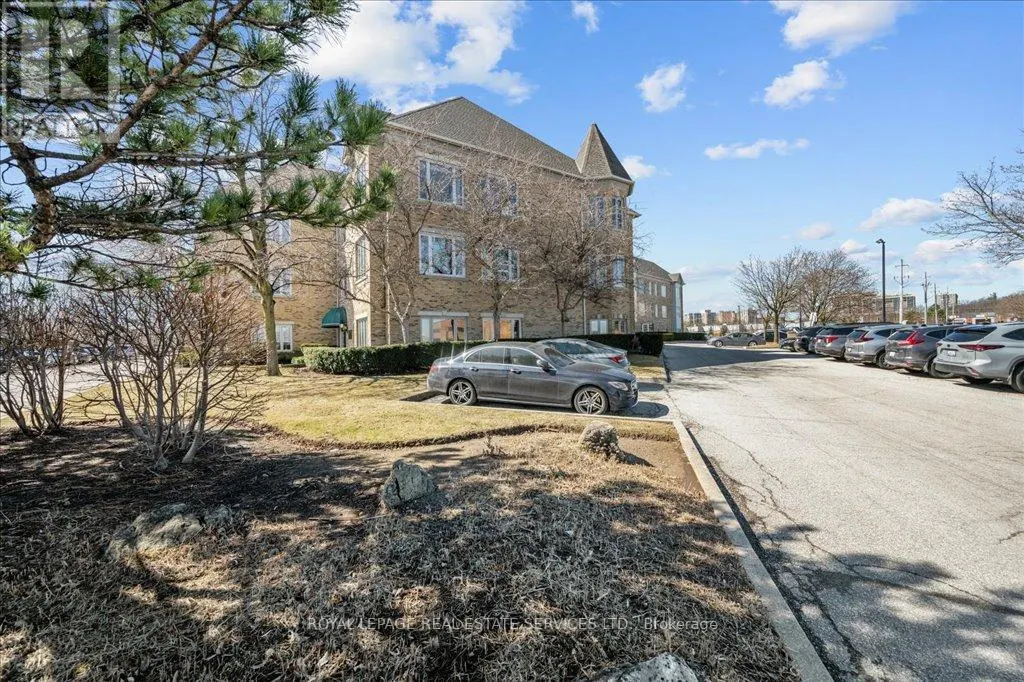 200 - 414 NORTH SERVICE ROAD E