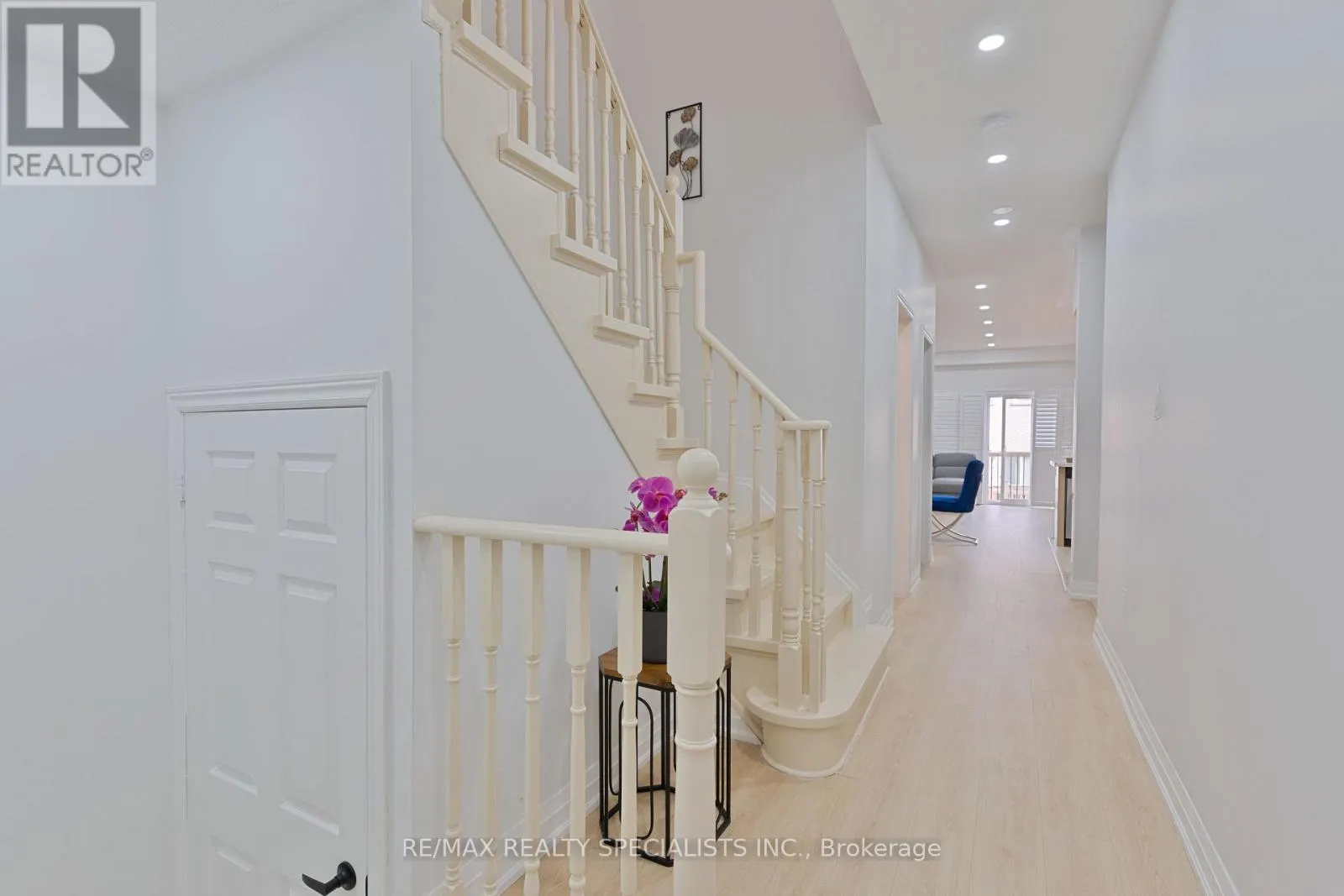 107 FRENCHPARK CIRCLE