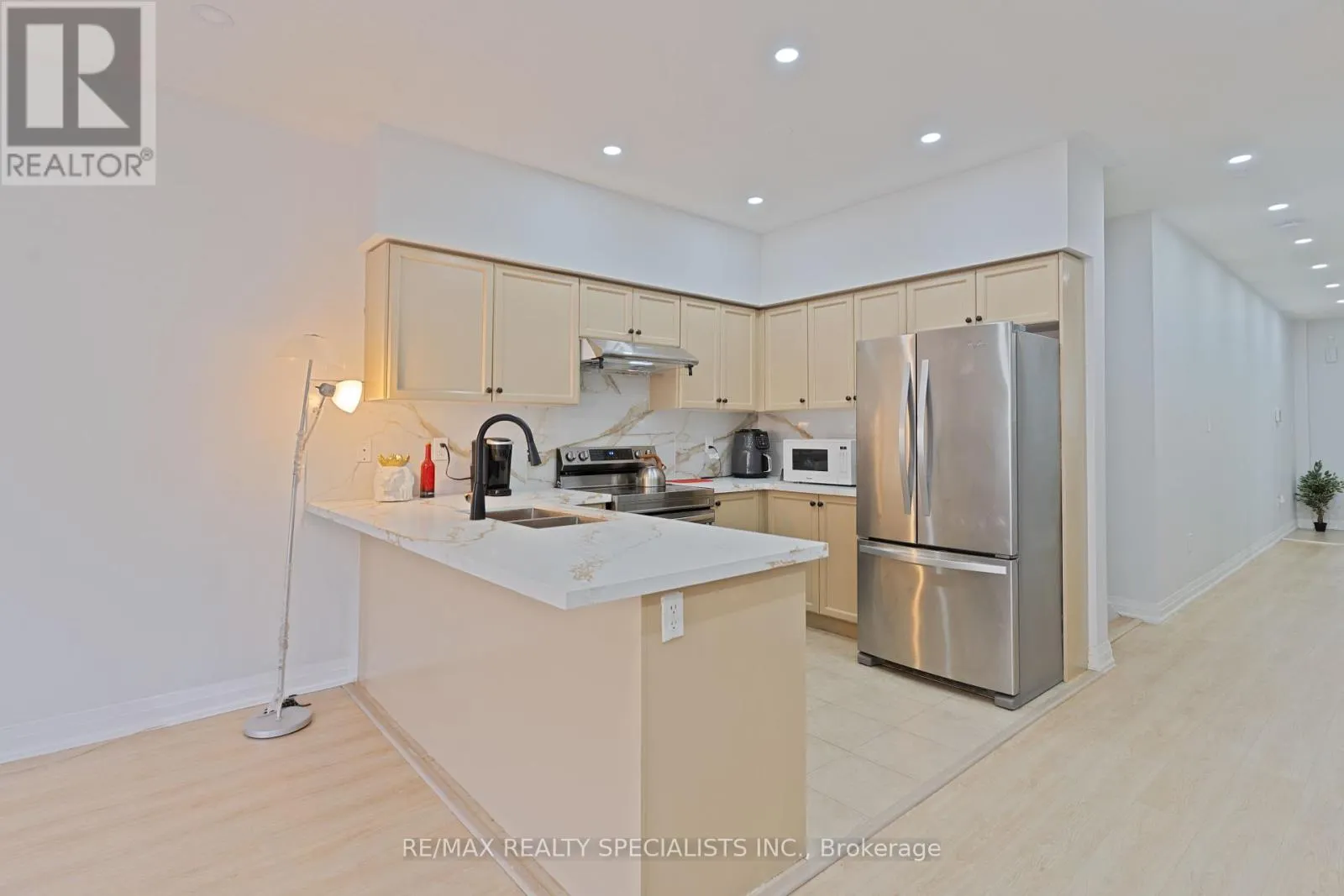107 FRENCHPARK CIRCLE