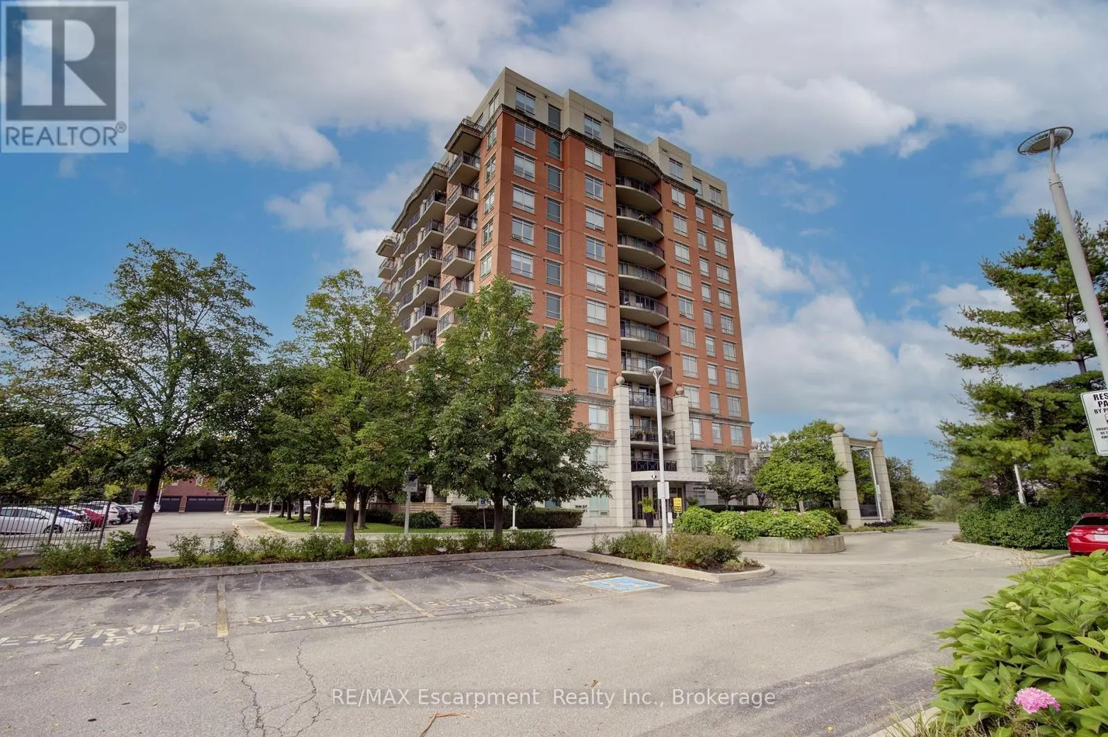 311 - 2325 CENTRAL PARK DRIVE, #311