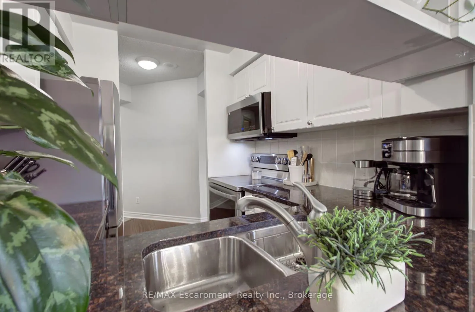 311 - 2325 CENTRAL PARK DRIVE, #311