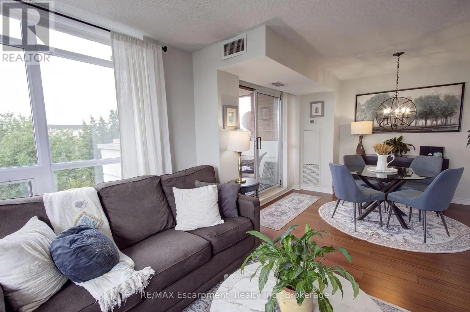 311 - 2325 CENTRAL PARK DRIVE, #311