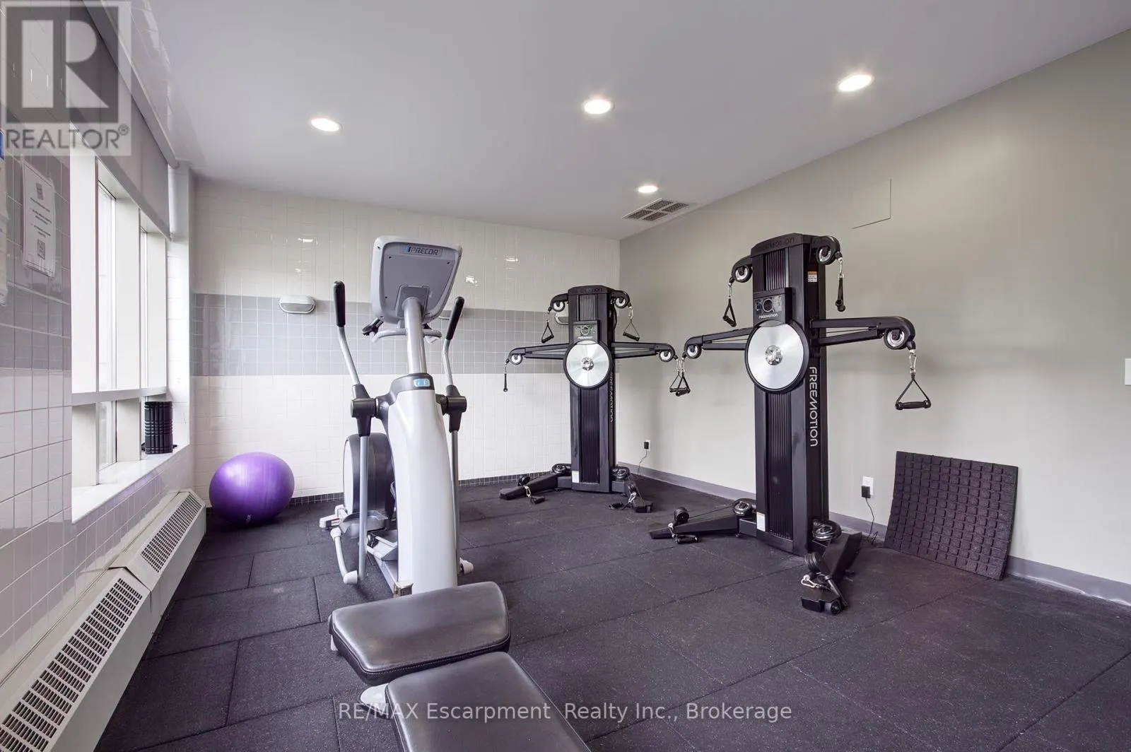 311 - 2325 CENTRAL PARK DRIVE, #311