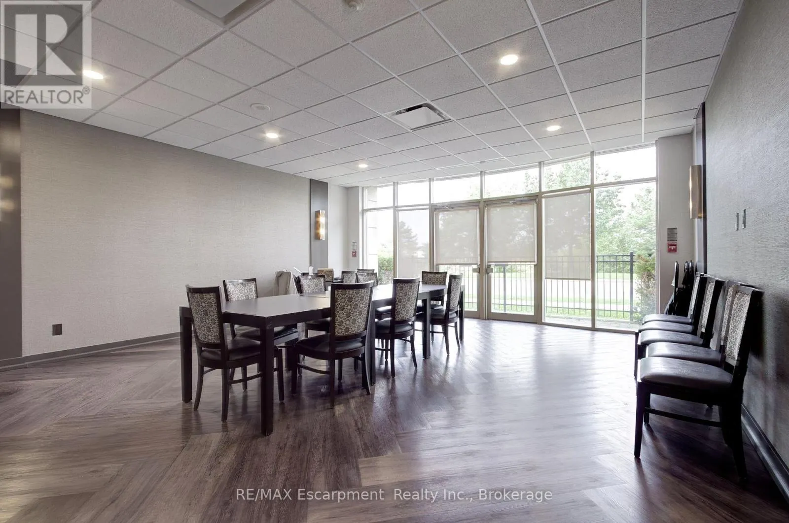 311 - 2325 CENTRAL PARK DRIVE, #311