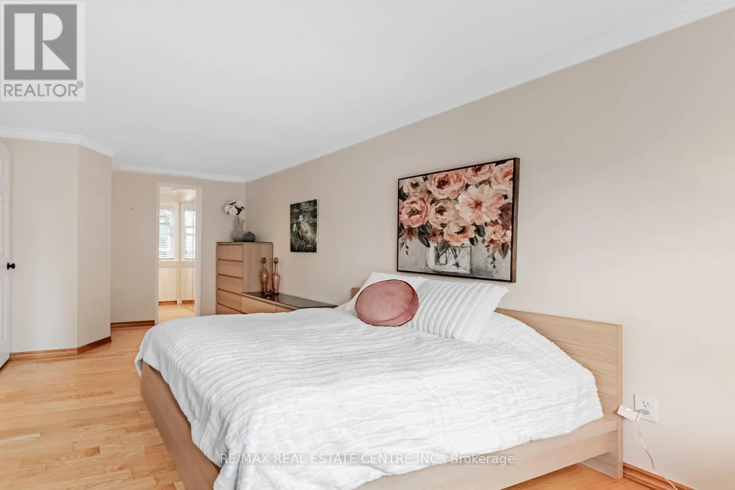 3096 SIR JOHN'S HOMESTEAD