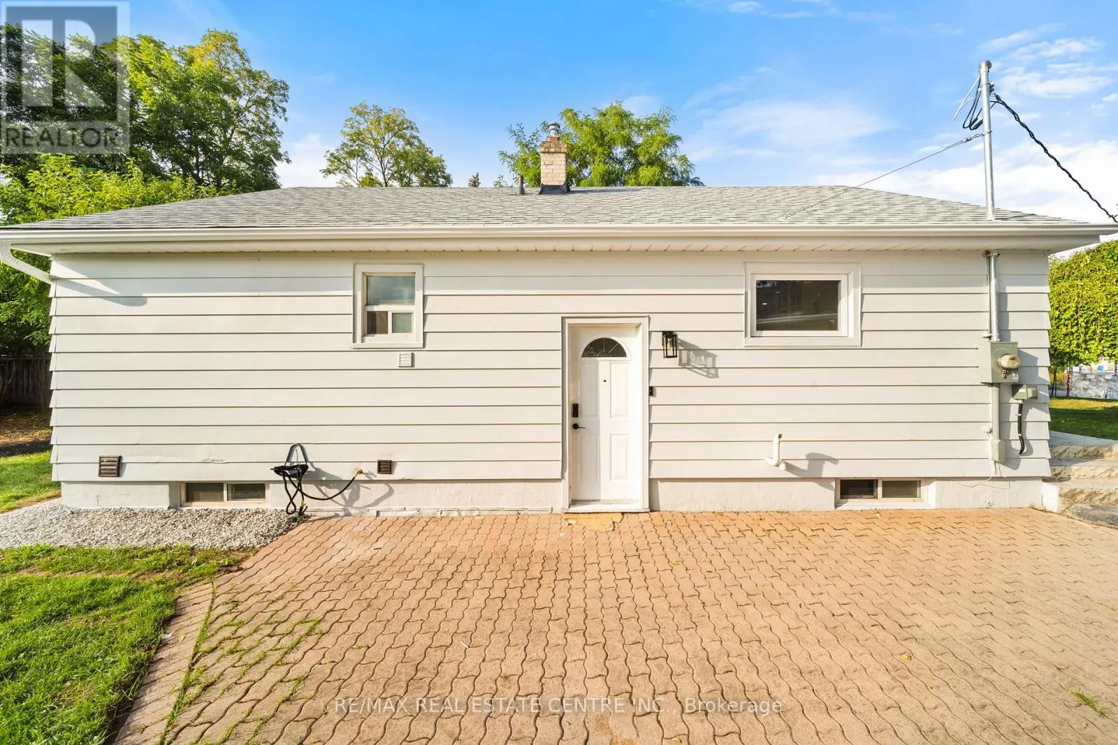 133 INGLEWOOD DRIVE