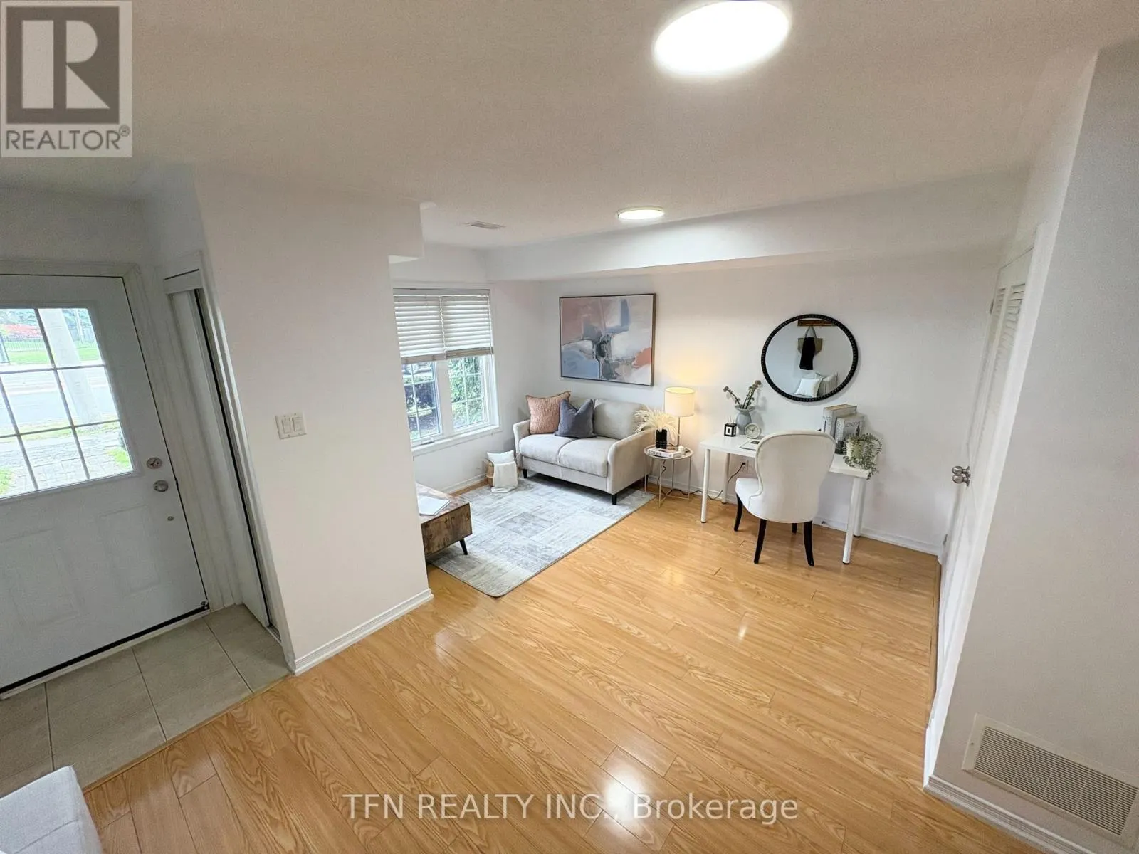 7166 TRIUMPH LANE