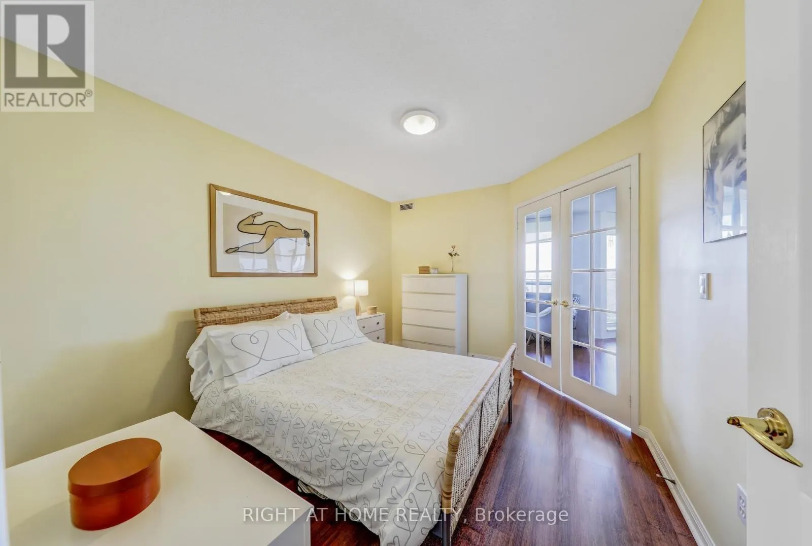 502 - 1140 PARKWEST PLACE