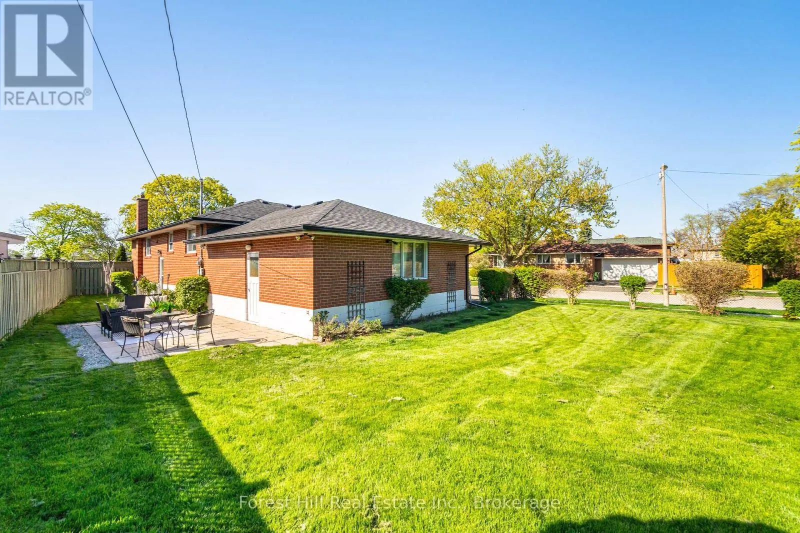 16 BETHWIN PLACE
