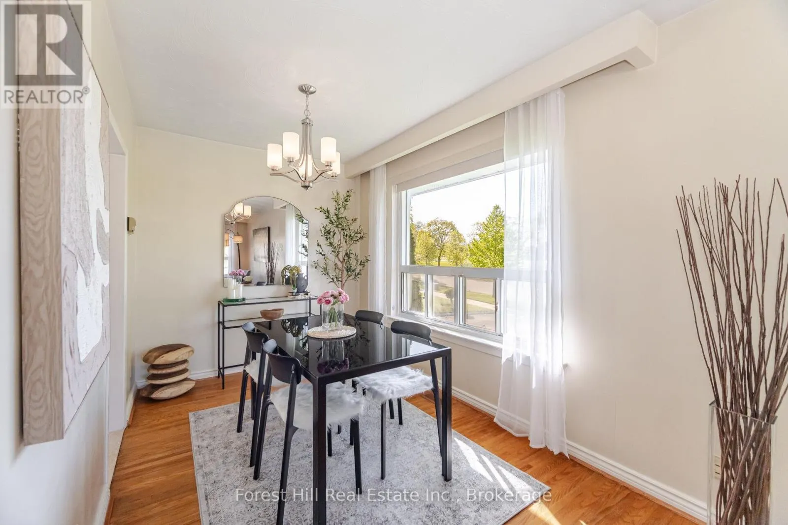16 BETHWIN PLACE