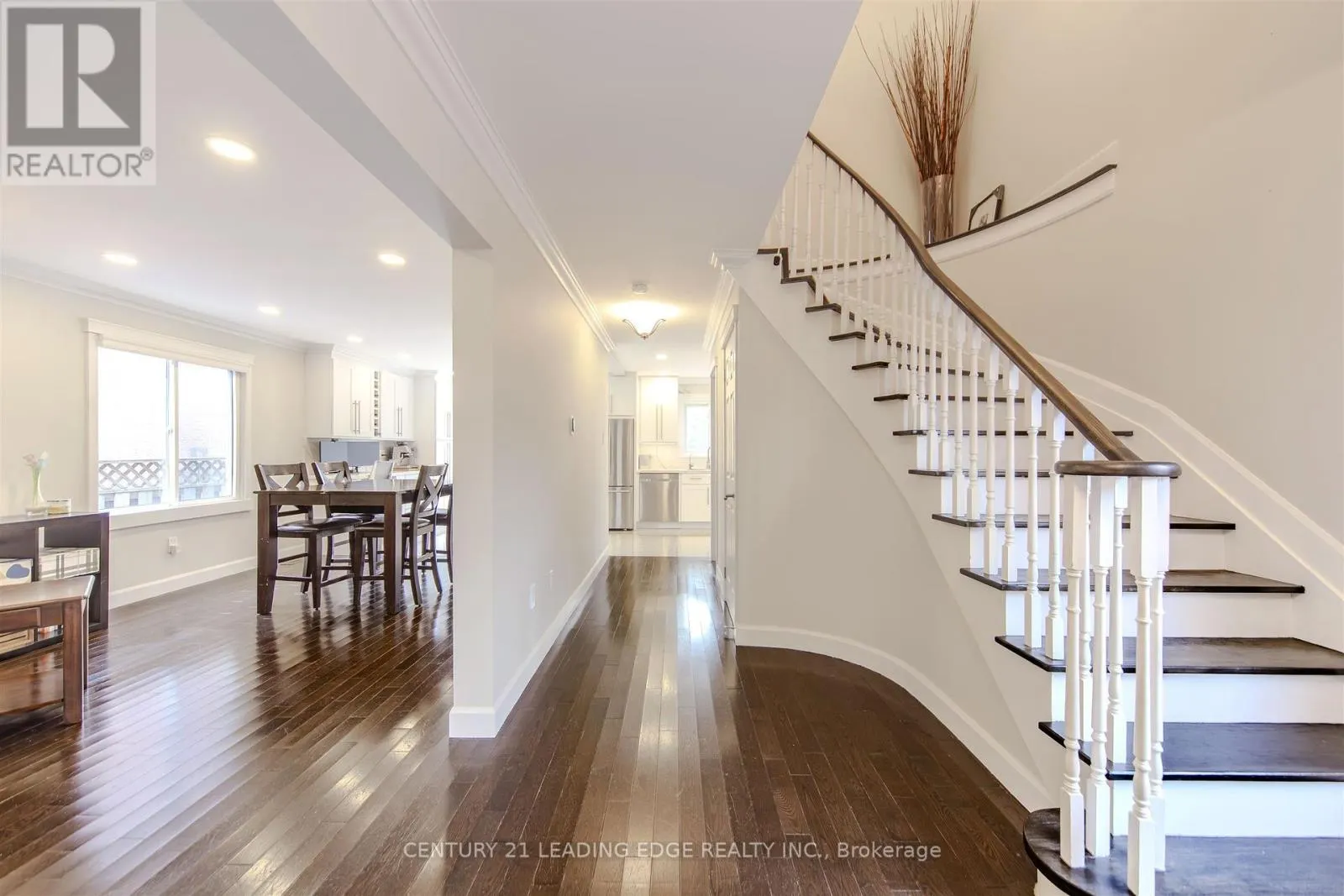 3356 DOVETAIL MEWS