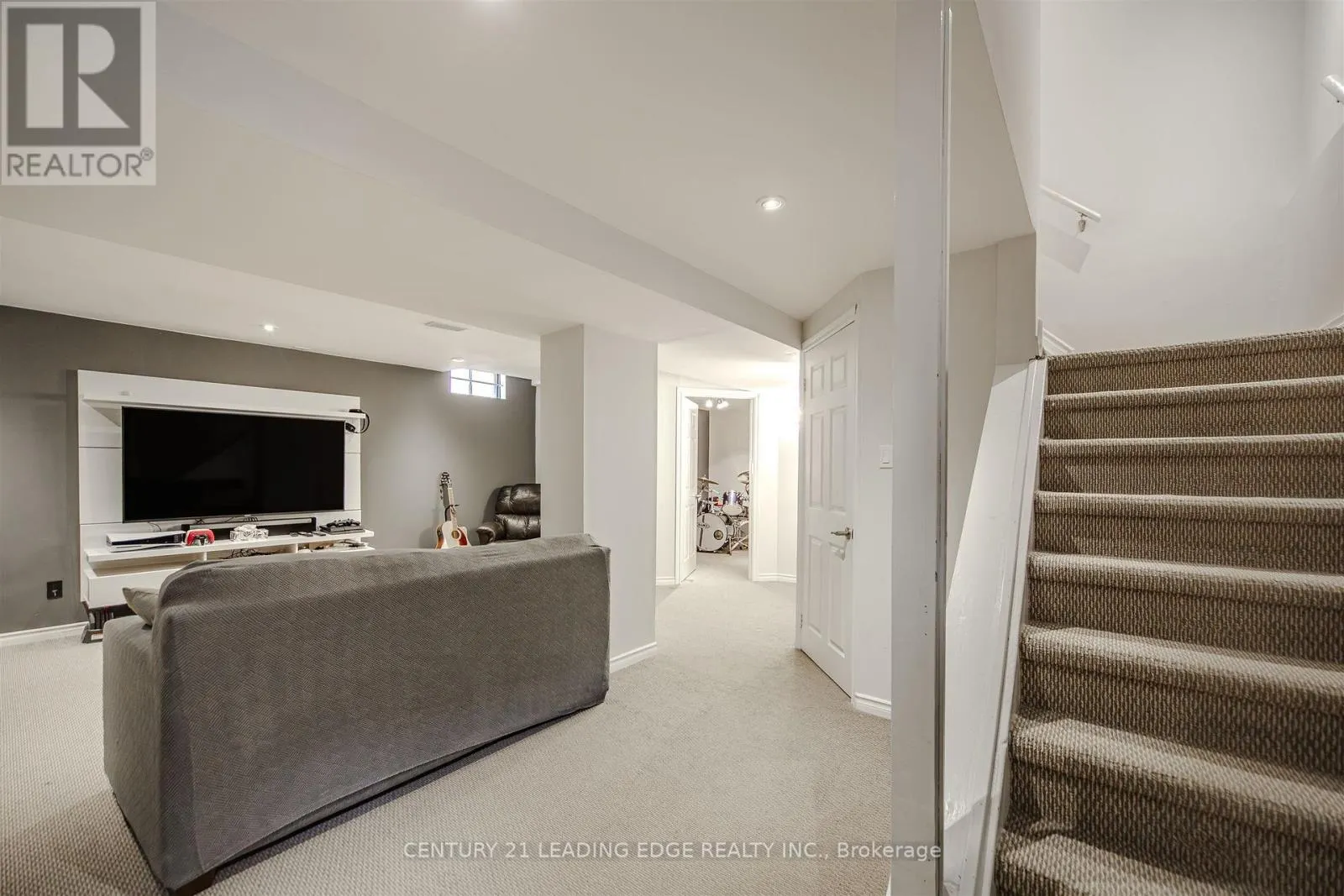 3356 DOVETAIL MEWS