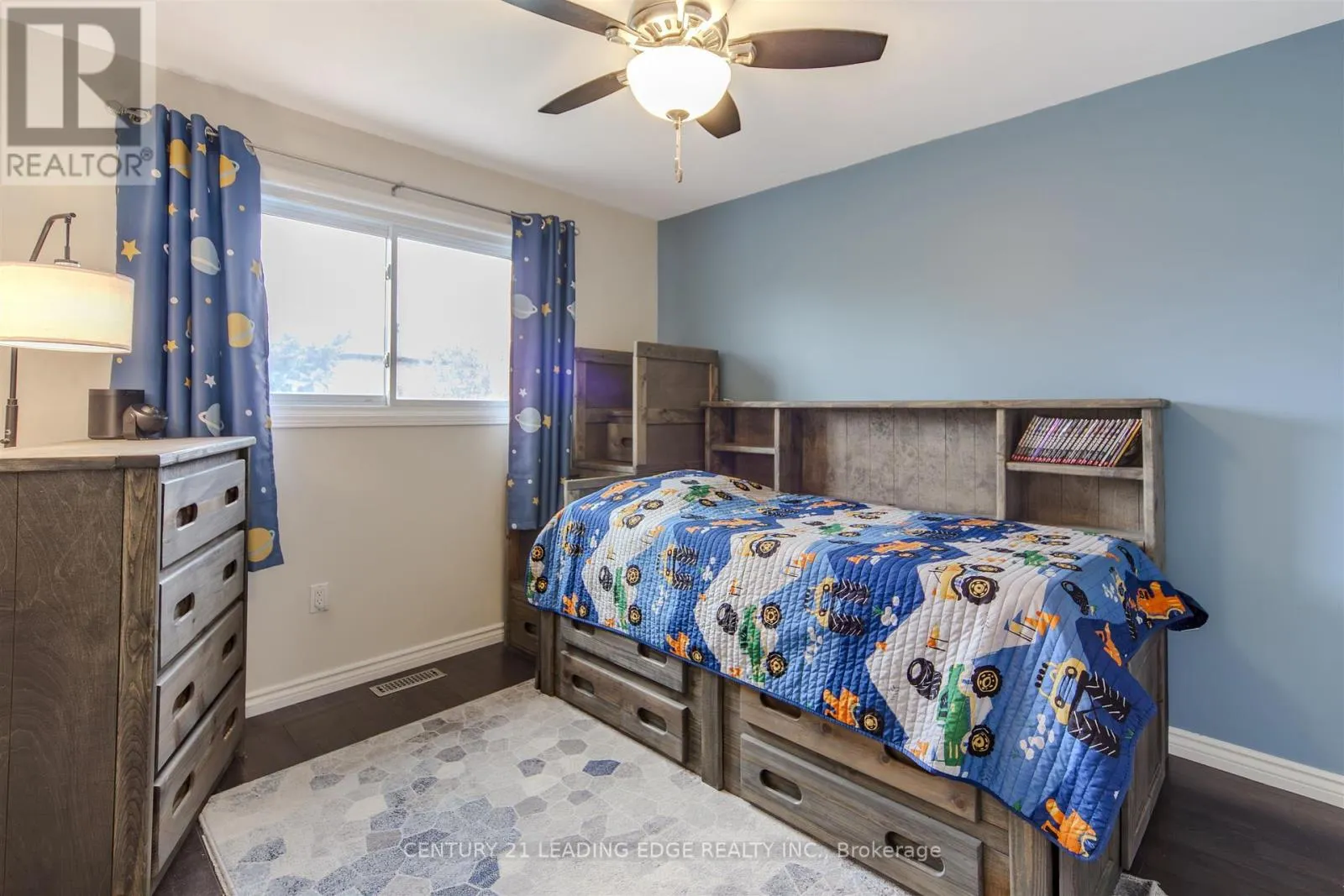 3356 DOVETAIL MEWS