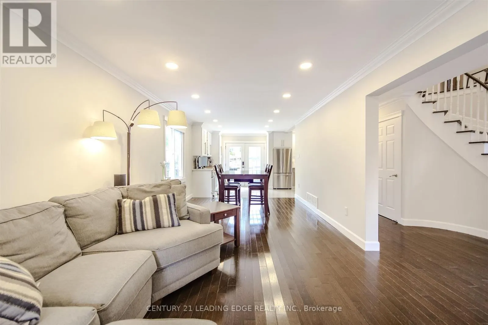 3356 DOVETAIL MEWS