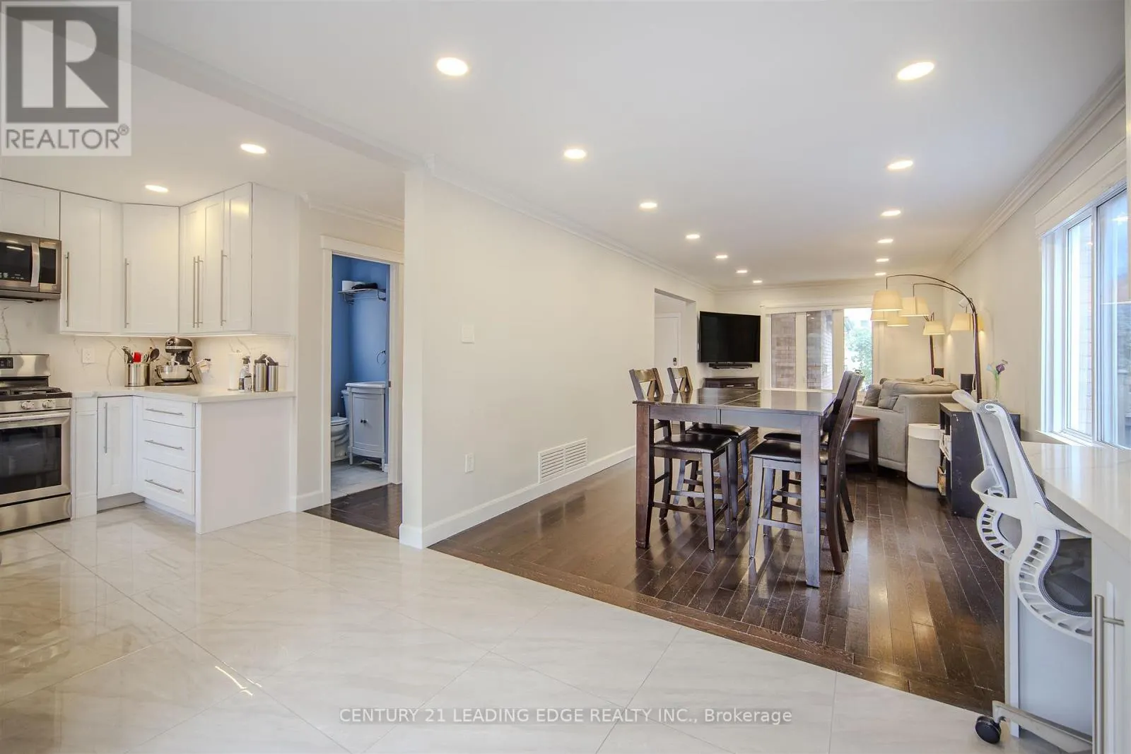 3356 DOVETAIL MEWS