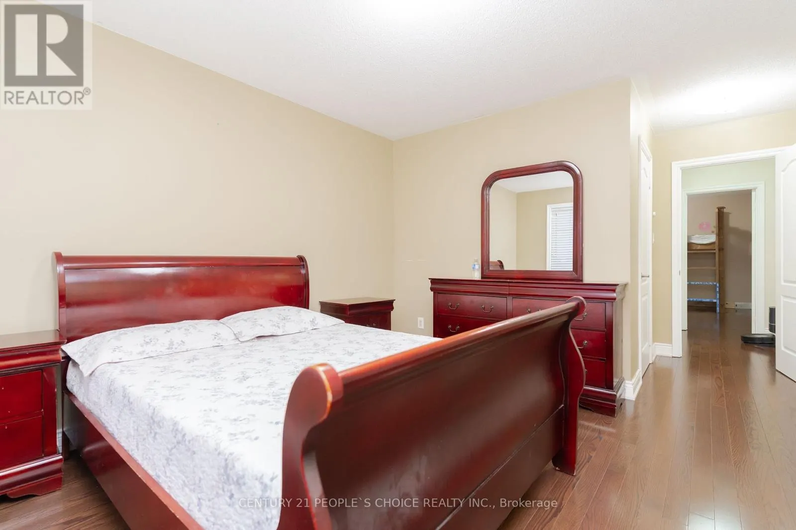 39 HUNTSPOINT DRIVE