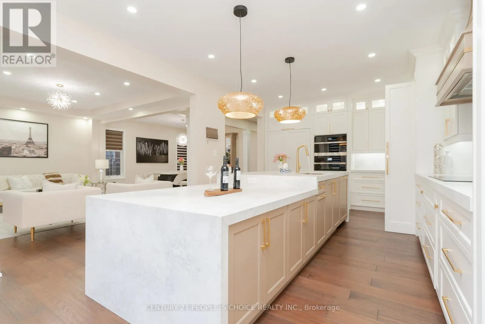 39 HUNTSPOINT DRIVE