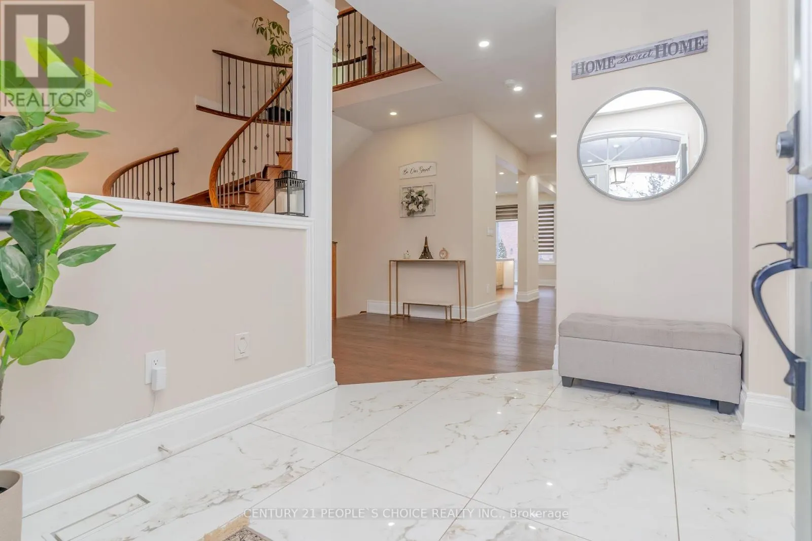 39 HUNTSPOINT DRIVE
