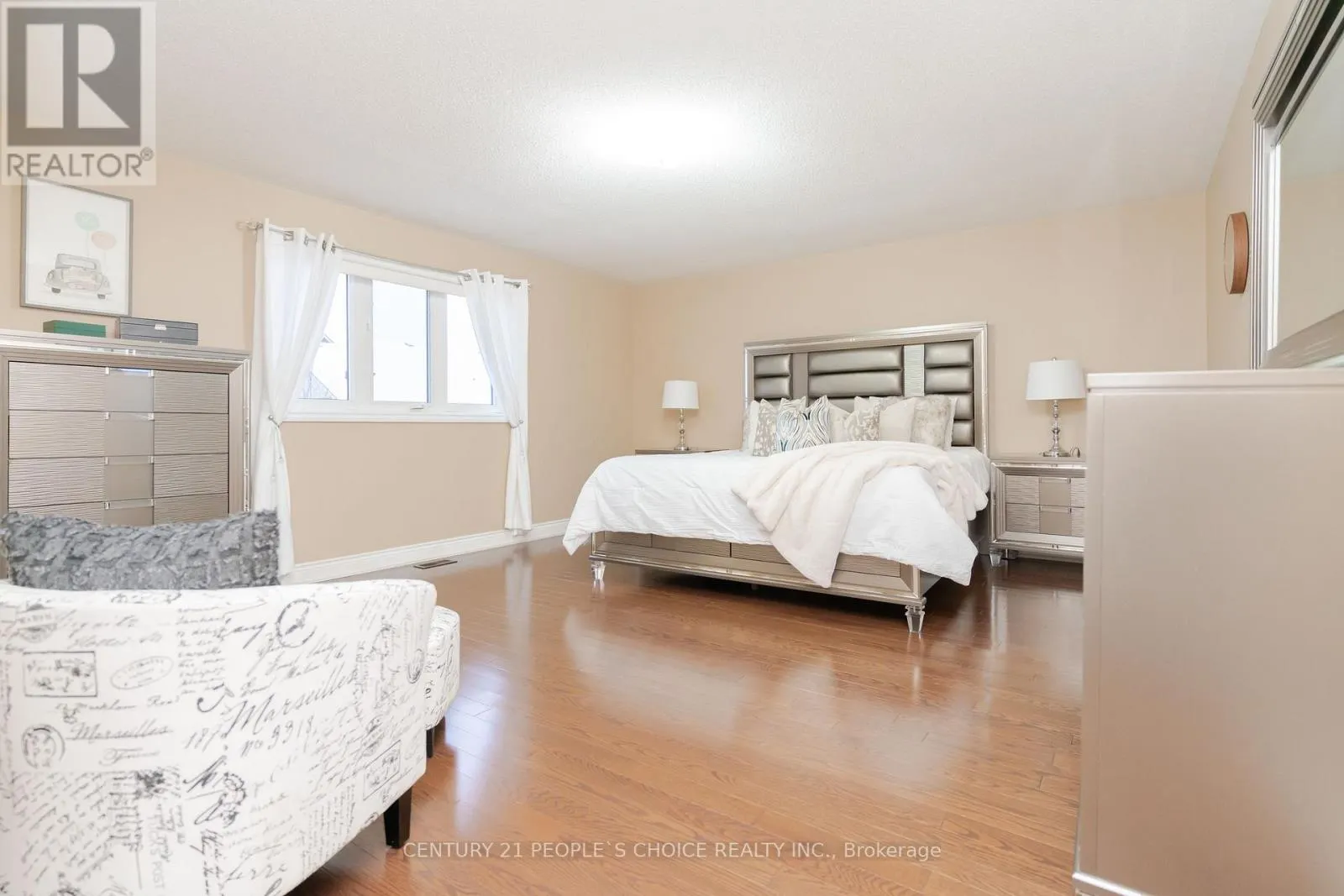 39 HUNTSPOINT DRIVE