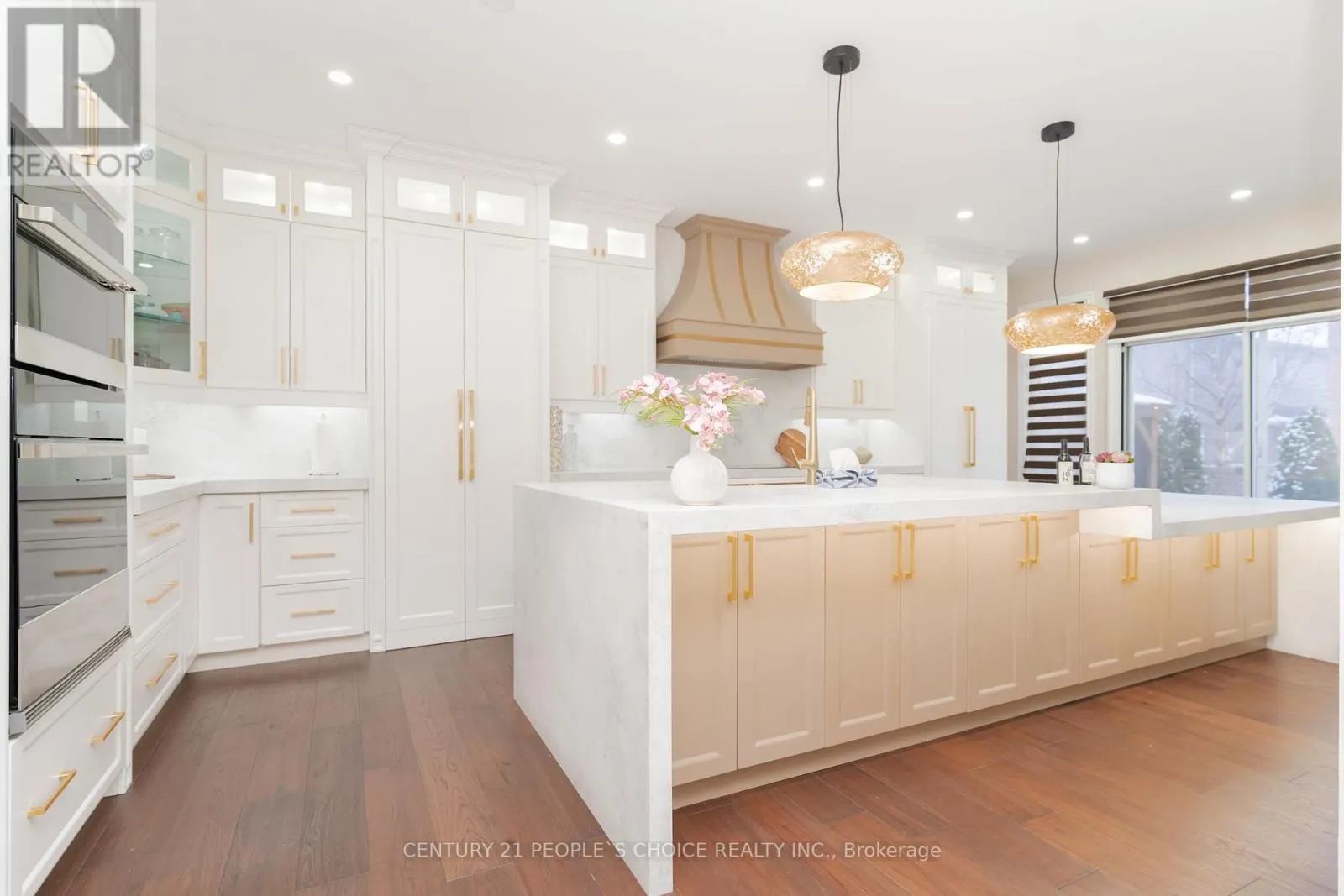 39 HUNTSPOINT DRIVE