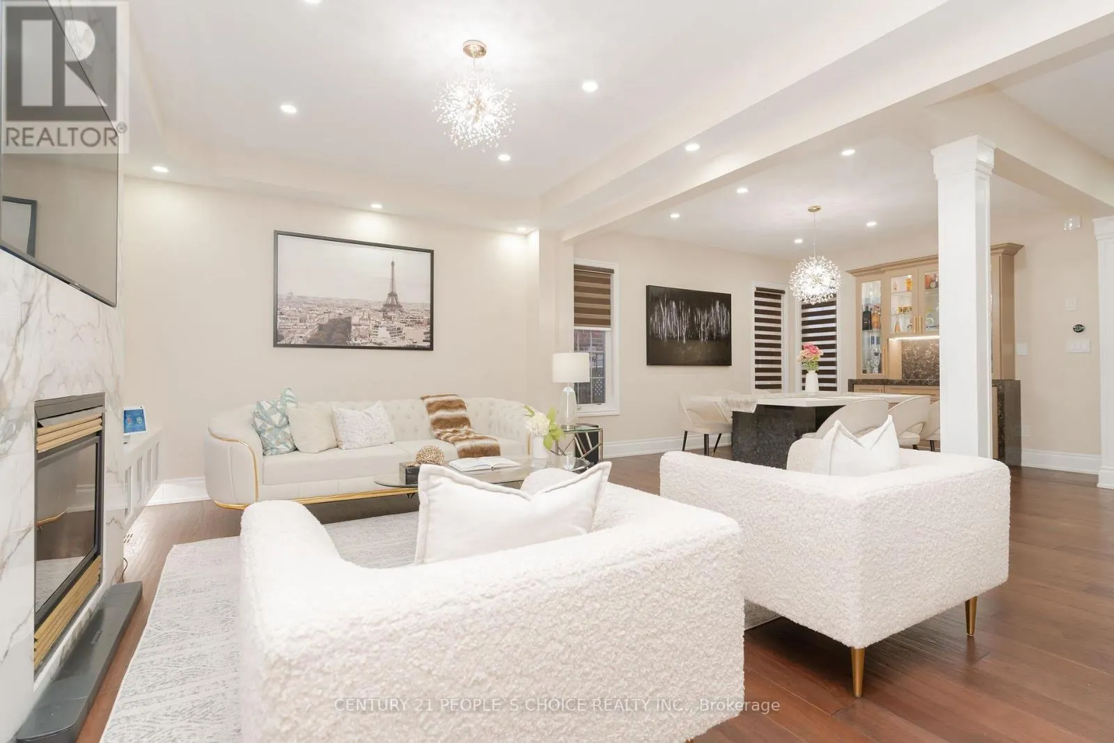 39 HUNTSPOINT DRIVE