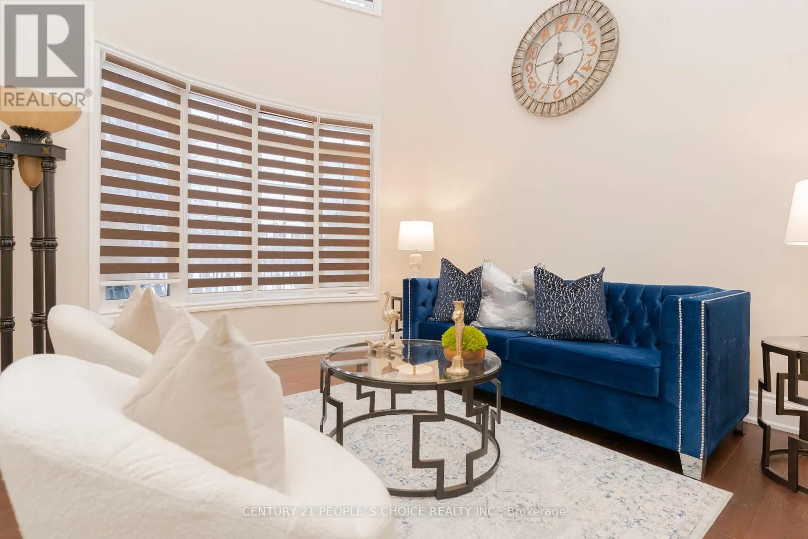 39 HUNTSPOINT DRIVE