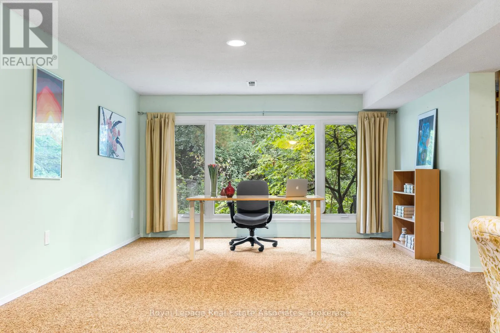 4265 THOM GARDENS
