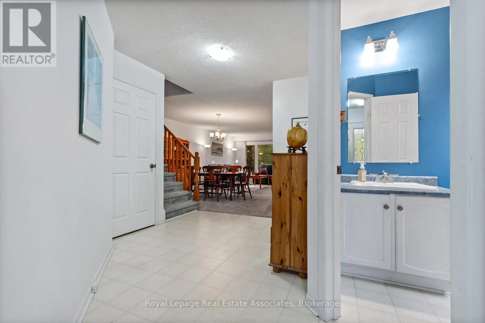 4265 THOM GARDENS