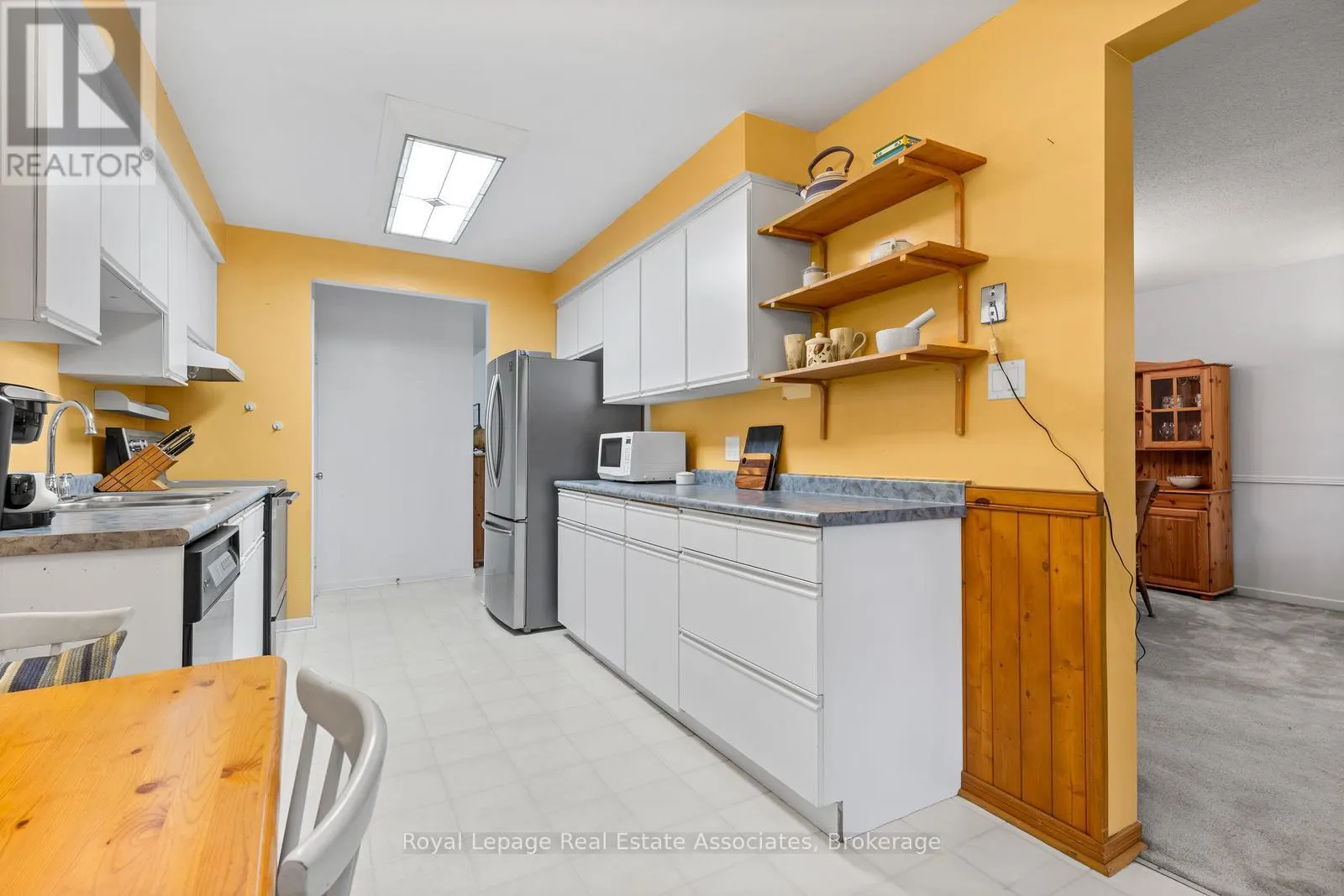 4265 THOM GARDENS