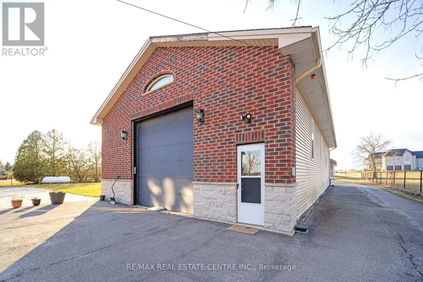 14645 5 SIDE ROAD