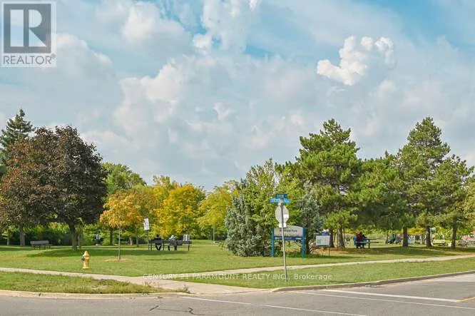 1106 - 60 STEVENSON ROAD