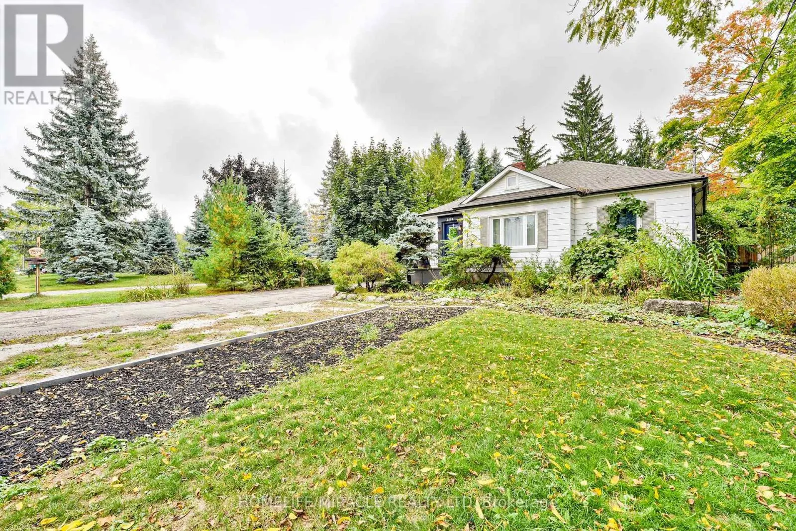 7596 CREDITVIEW ROAD