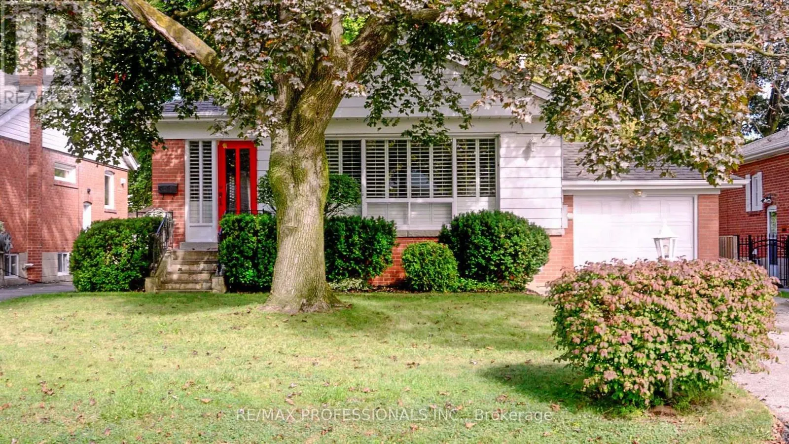 16 NASHLAND AVENUE