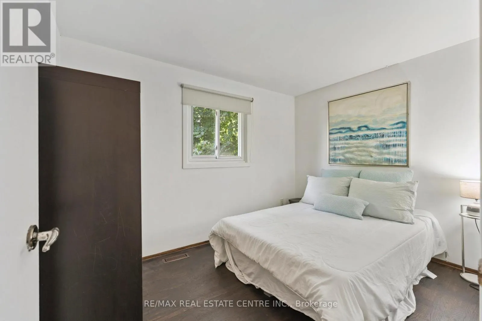 102 RUTHERFORD ROAD N
