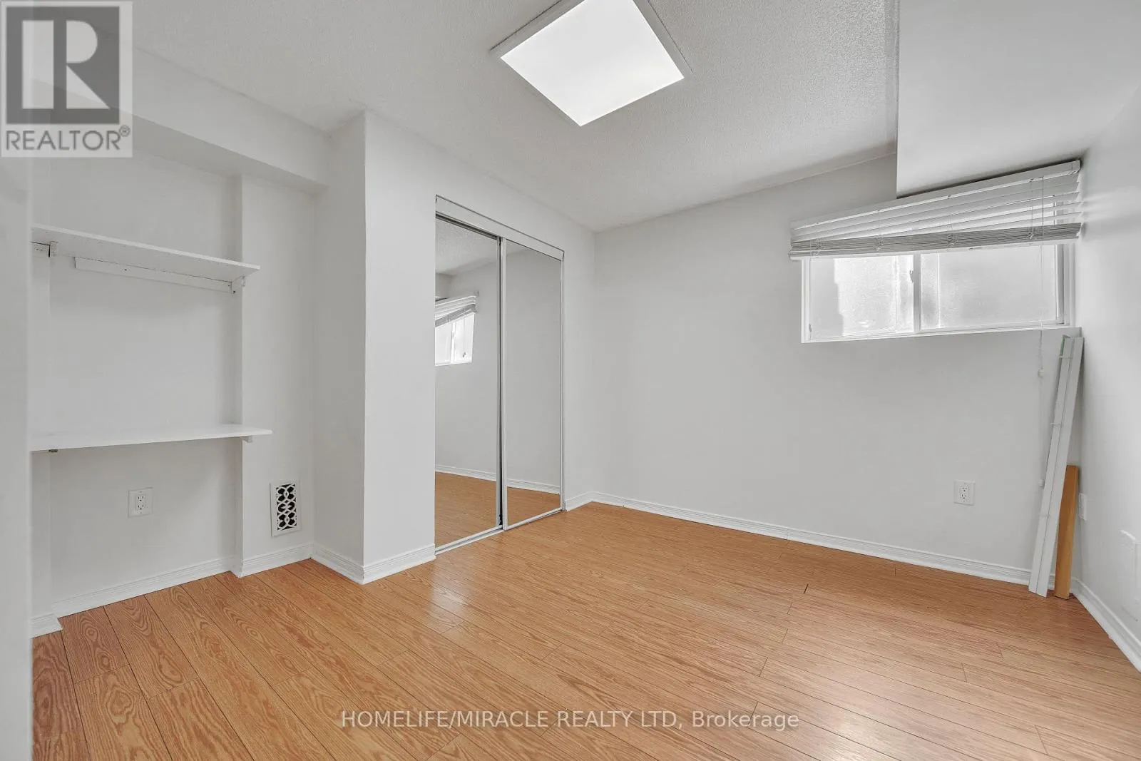 75 - 5535 GLEN ERIN DRIVE