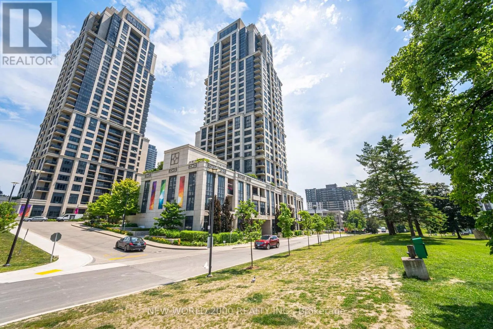 708 - 6 EVA ROAD