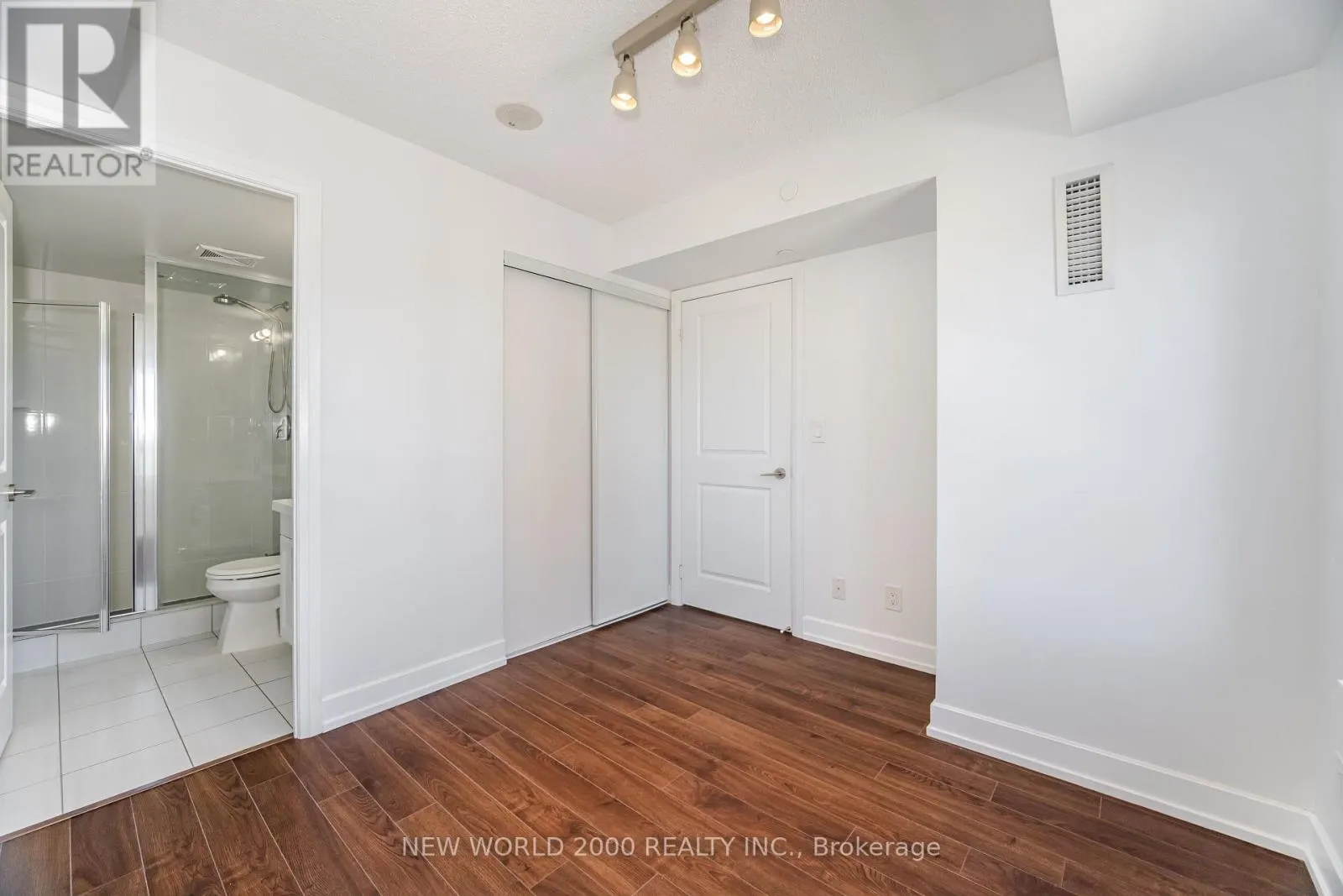 708 - 6 EVA ROAD