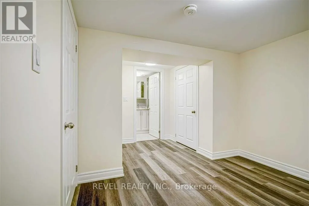 42 MADRON CRESCENT
