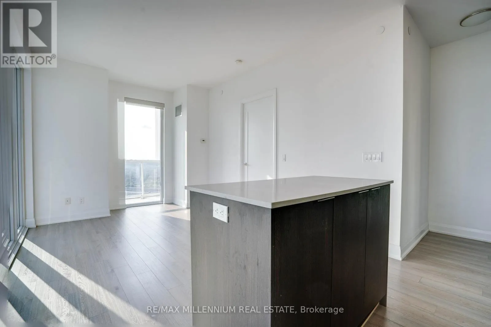 3105 - 56 ANNIE CRAIG DRIVE
