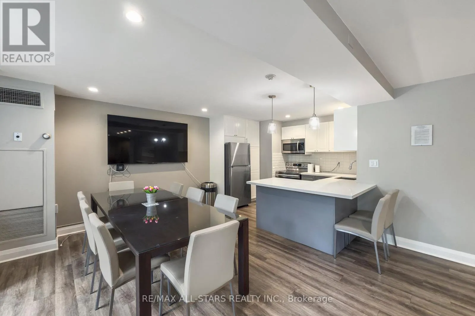1101 - 1111 BOUGH BEECHES BOULEVARD