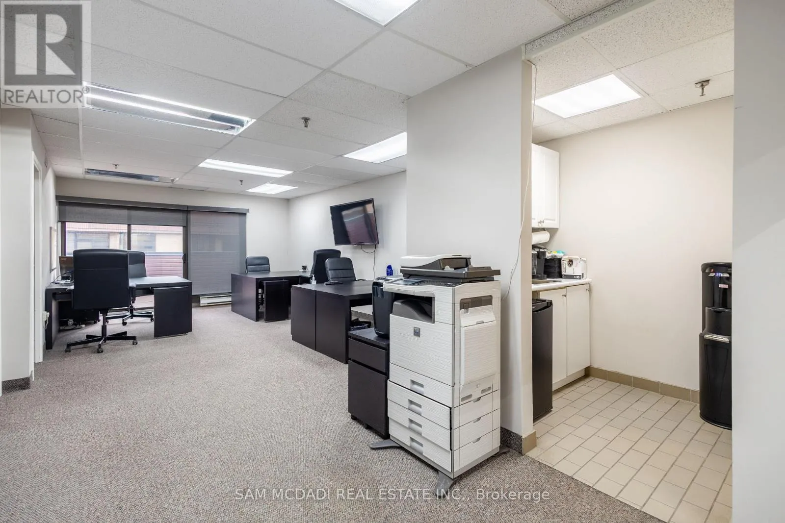 204 - 120 TRADERS BOULEVARD E