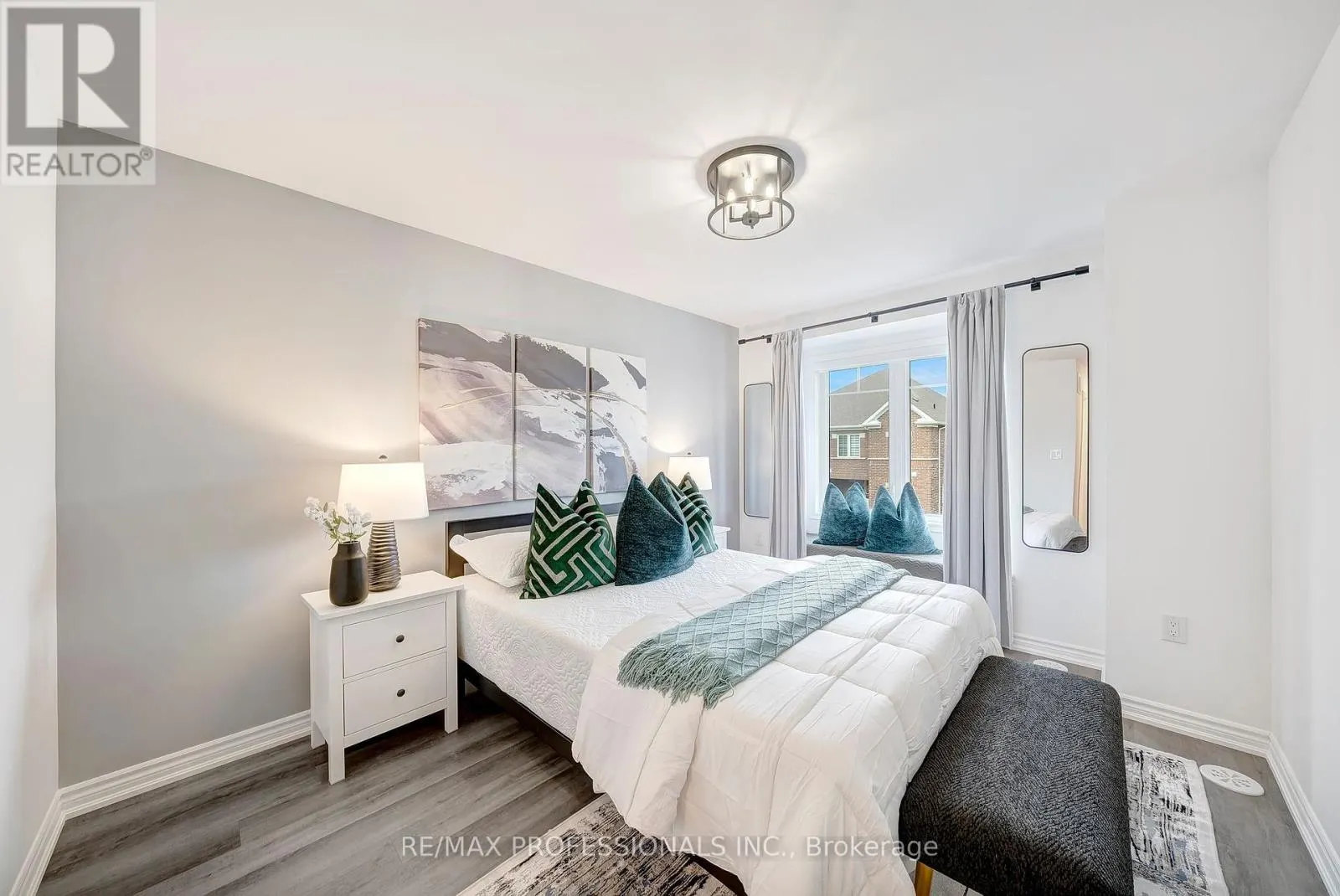 1272 HOP PLACE
