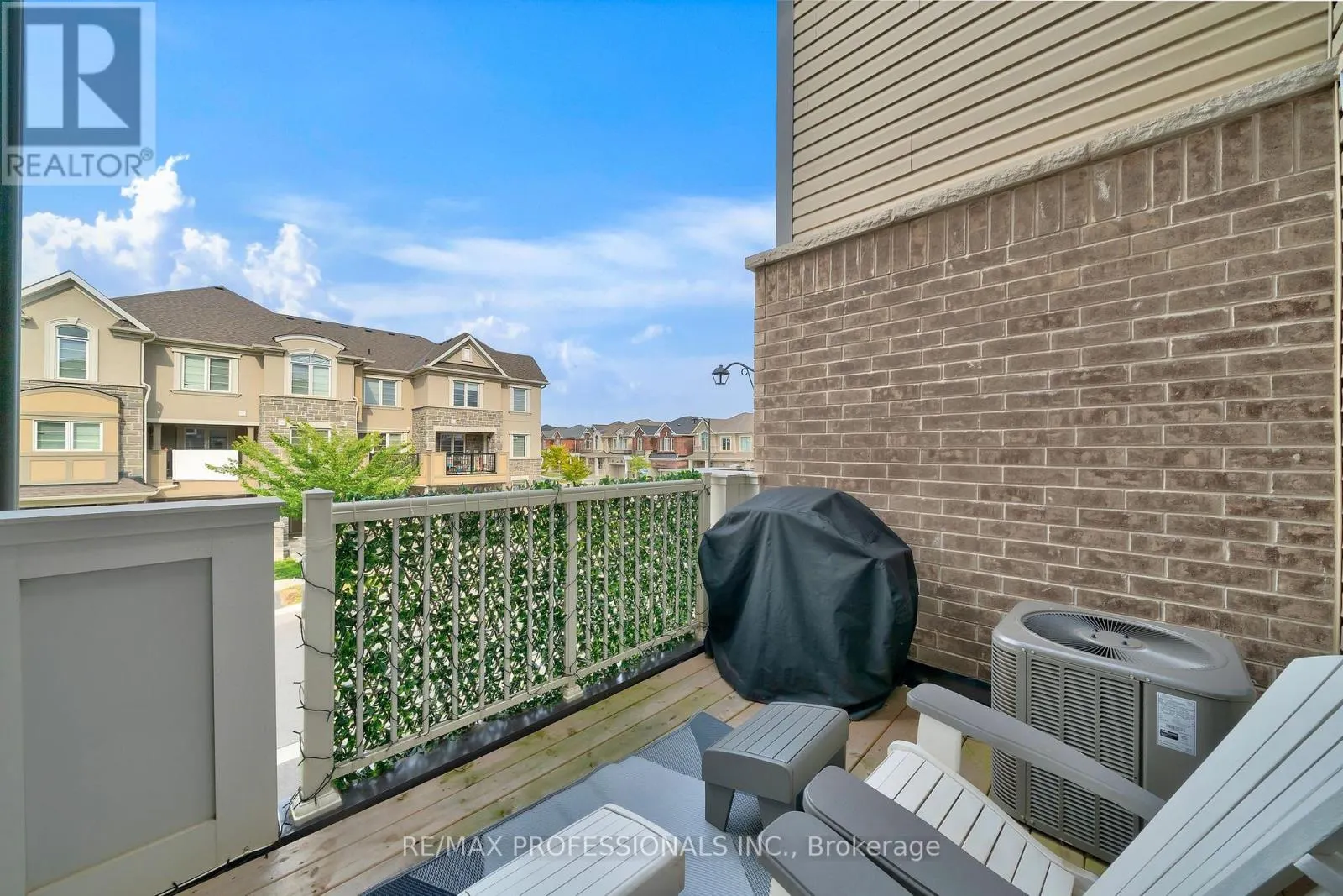 1272 HOP PLACE