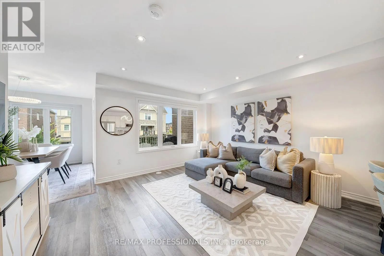 1272 HOP PLACE