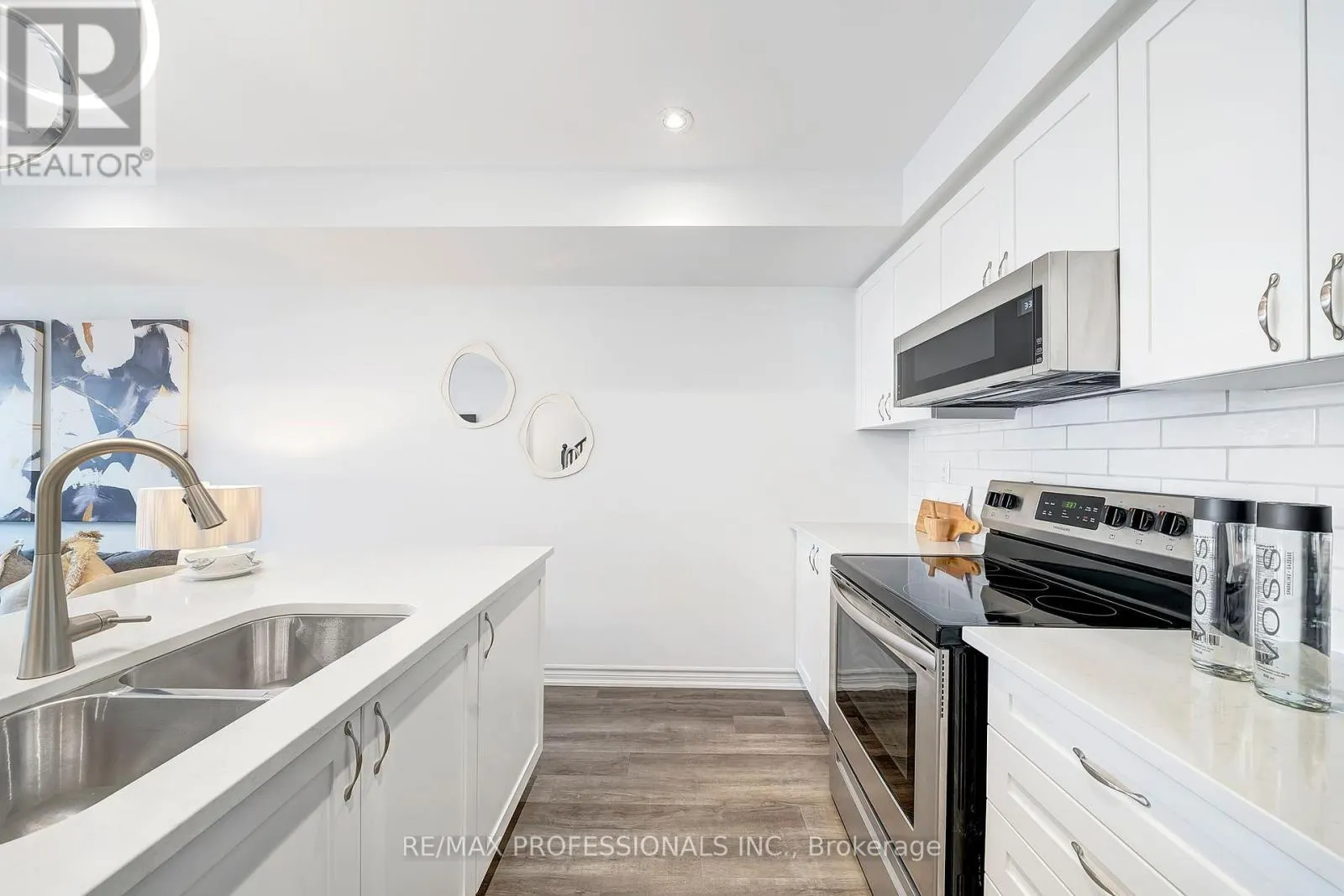 1272 HOP PLACE
