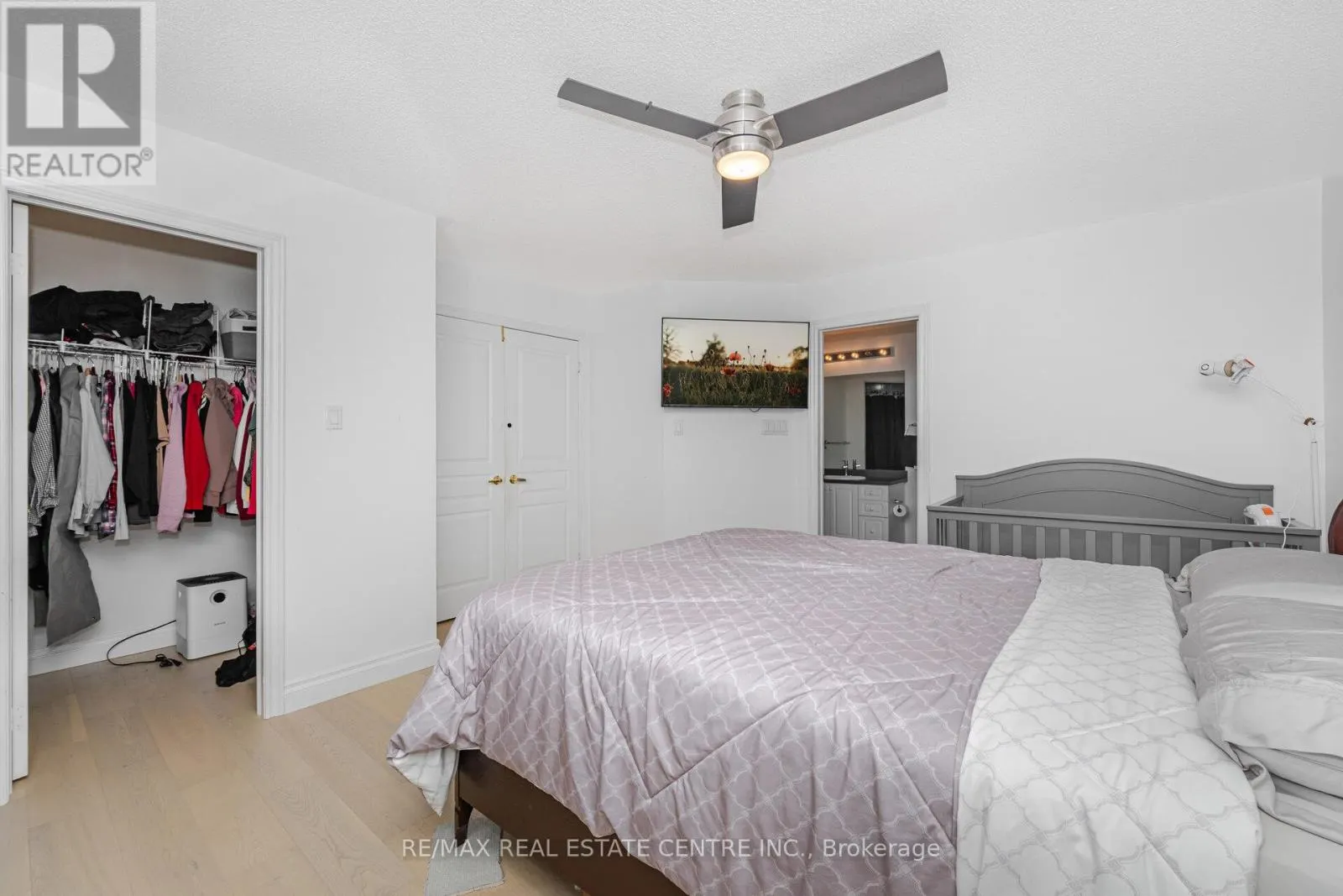 118 CONNOLLY CRESCENT